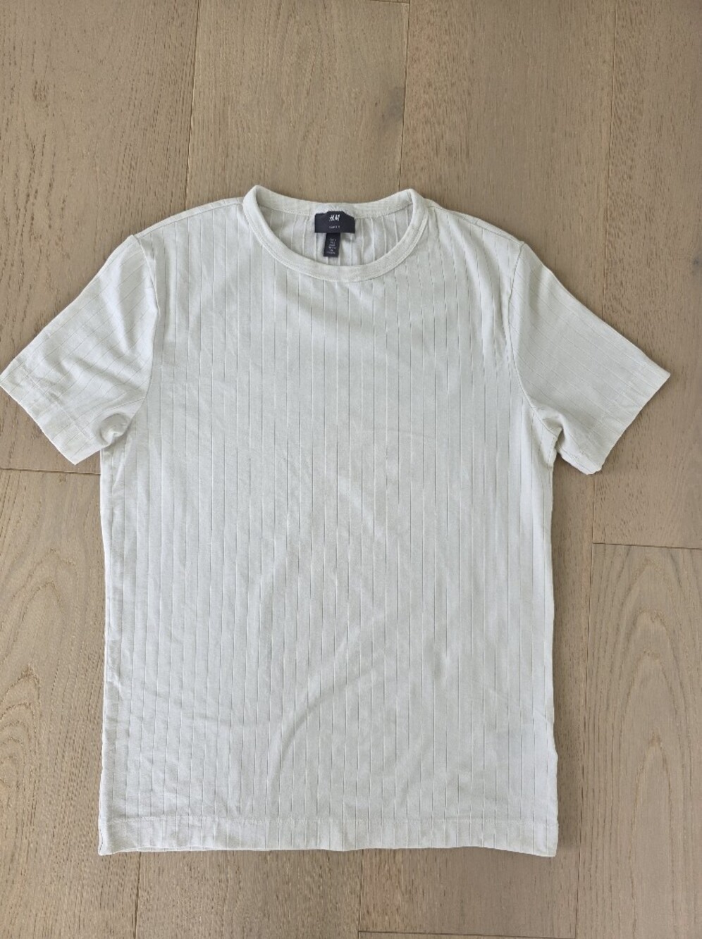 H&M Men’s White Ribbed Short-Sleeve Shirt Small